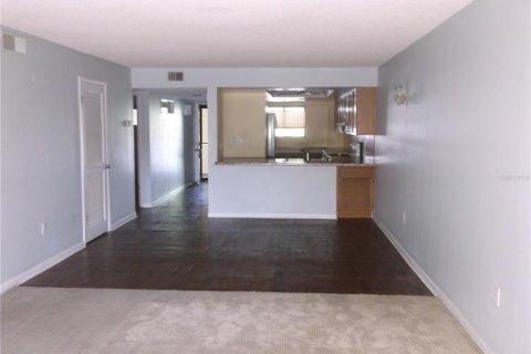 Купить кондоминиум в Семинол, Флорида 5 комнат, 111.48м2, № 2093013 - фото 8