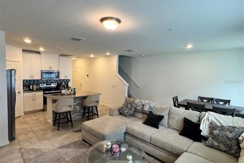 Touwnhouse à vendre à Orlando, Floride: 3 chambres, 137.59 m2 № 1884501 - photo 11