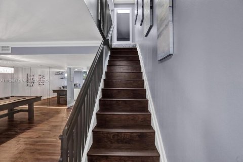 Снять в аренду таунхаус в Майами, Флорида 3 спальни, 192.31м2, № 1940049 - фото 7