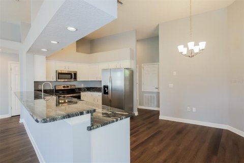 Casa en venta en Lakeland, Florida, 4 dormitorios, 222.04 m2 № 2198366 - foto 6