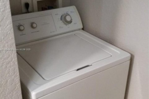 Copropriété à louer à North Lauderdale, Floride: 2 chambres, 101.08 m2 № 1956202 - photo 23