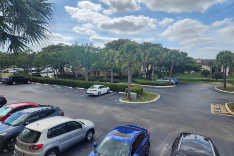 Copropriété à louer à Tamarac, Floride: 1 chambre, 68.84 m2 № 2260436 - photo 14