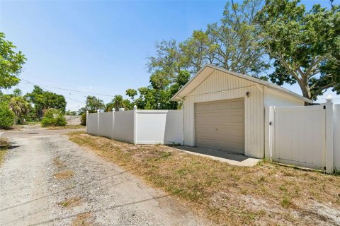 Casa en venta en Saint Petersburg, Florida, 3 dormitorios, 106.37 m2 № 2234384 - foto 8