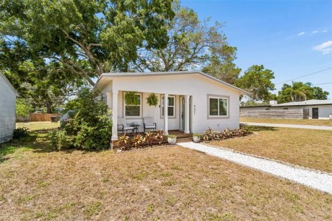 Casa en venta en Saint Petersburg, Florida, 3 dormitorios, 106.37 m2 № 2234384 - foto 2