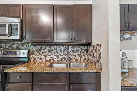 Casa en venta en Saint Petersburg, Florida, 3 dormitorios, 106.37 m2 № 2234384 - foto 17
