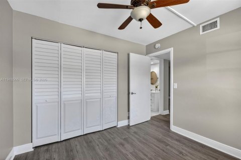 Купить кондоминиум в Корал-Спрингс, Флорида 2 спальни, 71.35м2, № 2004562 - фото 19