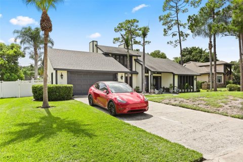 House in Orlando, Florida 3 bedrooms, 251.21 sq.m. № 2221452 - photo 3