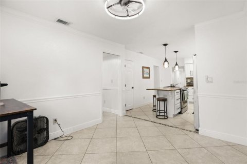House in Orlando, Florida 3 bedrooms, 251.21 sq.m. № 2221452 - photo 19