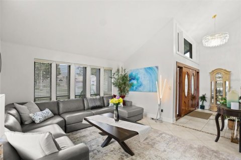 House in Orlando, Florida 3 bedrooms, 251.21 sq.m. № 2221452 - photo 8