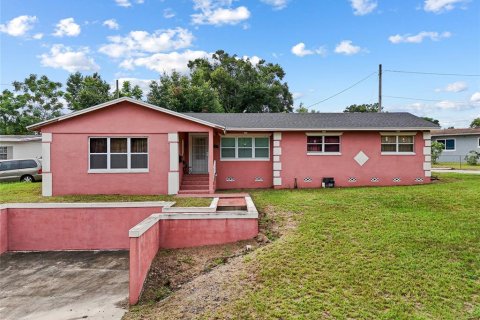 House in Orlando, Florida 4 bedrooms, 168.71 sq.m. № 1831270 - photo 3