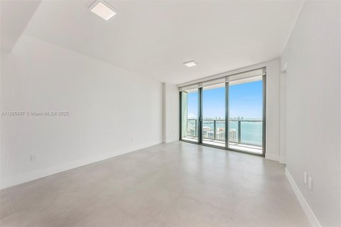 Condo in Miami, Florida, 1 bedroom  № 2052746 - photo 10
