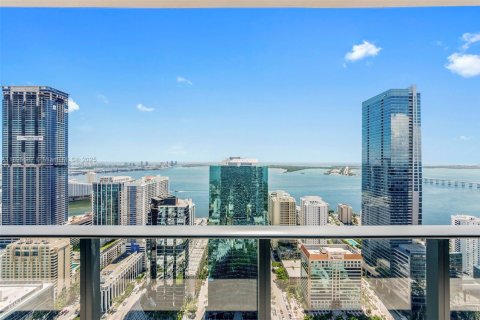 Condo in Miami, Florida, 1 bedroom  № 2052746 - photo 13