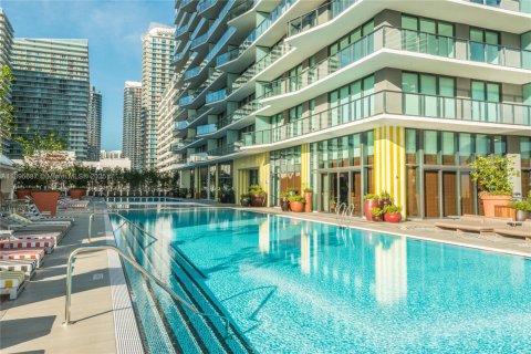 Condo in Miami, Florida, 1 bedroom  № 2052746 - photo 16