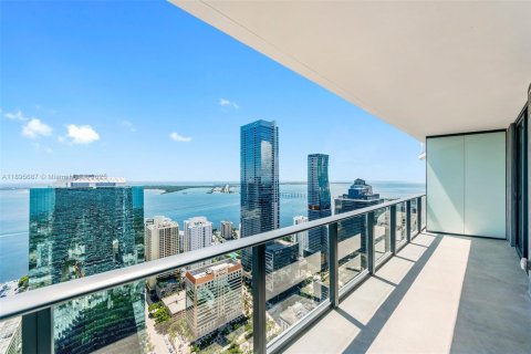 Condo in Miami, Florida, 1 bedroom  № 2052746 - photo 4