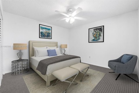Condo in Plantation, Florida, 2 bedrooms  № 2066917 - photo 20