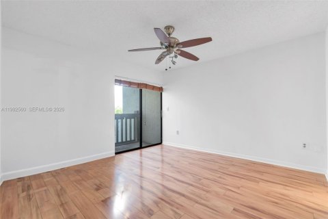 Condo in Plantation, Florida, 2 bedrooms  № 2066917 - photo 15