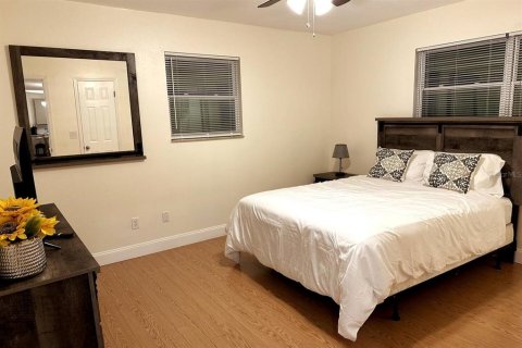 House in High Springs, Florida 3 bedrooms, 132.94 sq.m. № 1632514 - photo 6