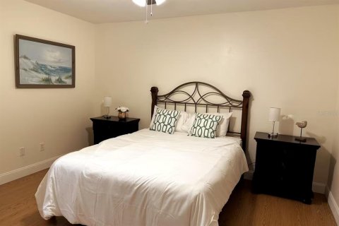 House in High Springs, Florida 3 bedrooms, 132.94 sq.m. № 1632514 - photo 8