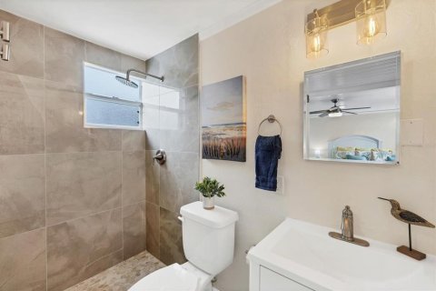 Casa en venta en Sarasota, Florida, 3 dormitorios, 137.87 m2 № 1868912 - foto 15