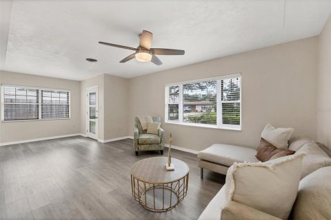 Casa en venta en Sarasota, Florida, 3 dormitorios, 137.87 m2 № 1868912 - foto 5