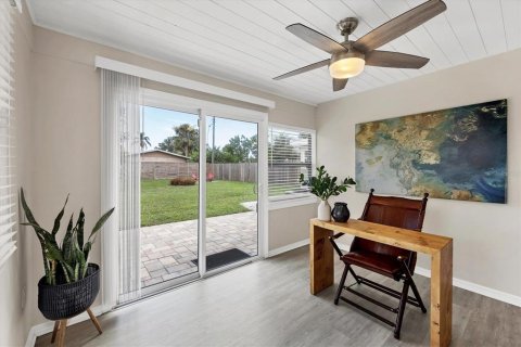 Casa en venta en Sarasota, Florida, 3 dormitorios, 137.87 m2 № 1868912 - foto 12
