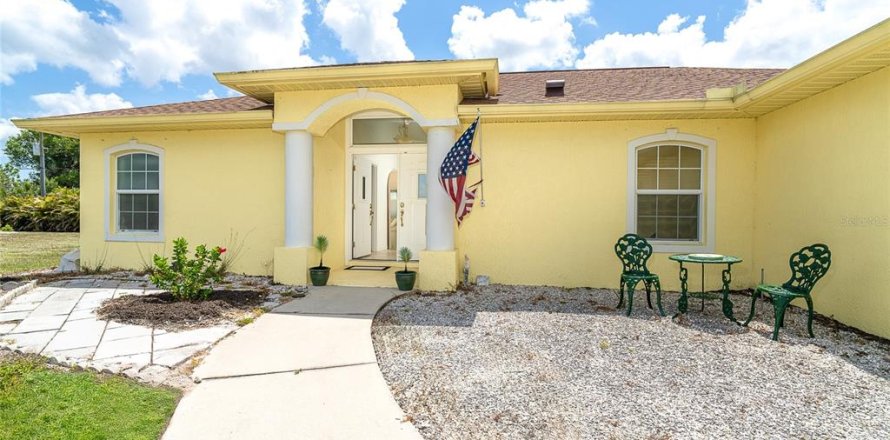 Casa en Englewood, Florida 3 dormitorios, 149.85 m2 № 1765494