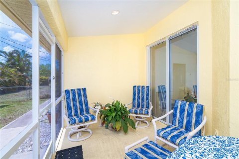 Villa ou maison à vendre à Englewood, Floride: 3 chambres, 149.85 m2 № 1765494 - photo 13