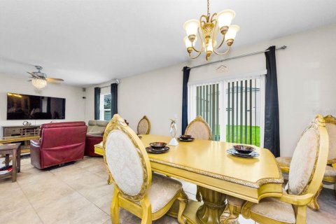 Купить виллу или дом в Уимаума, Флорида 3 комнаты, 177.81м2, № 1907446 - фото 16