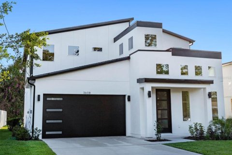 House in Orlando, Florida 4 bedrooms, 284.93 sq.m. № 1628411 - photo 2