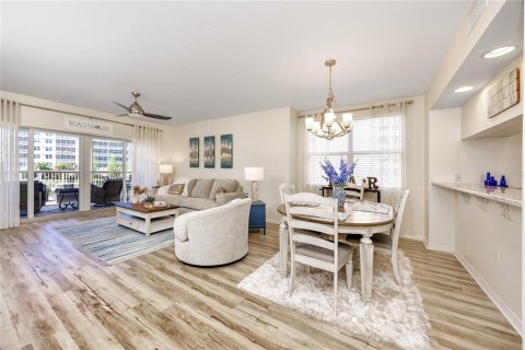 Condo in Largo, Florida, 3 bedrooms  № 1907479 - photo 13