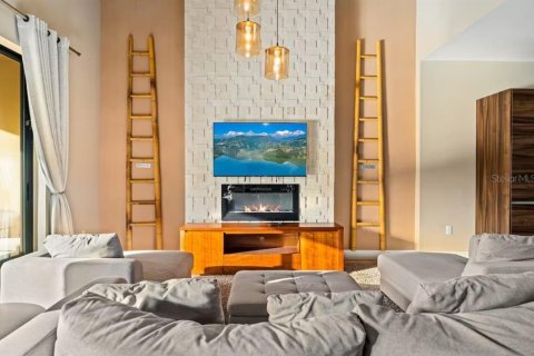 Купить таунхаус в Киссимми, Флорида 3 комнаты, 203.92м2, № 1620553 - фото 10