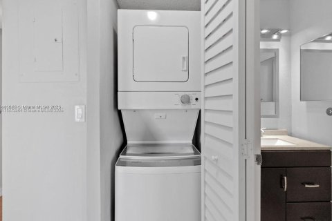 Condominio en alquiler en Homestead, Florida, 2 dormitorios, 89.19 m2 № 1928166 - foto 12