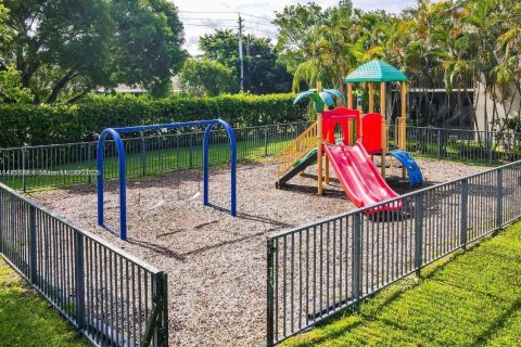 Condominio en alquiler en Homestead, Florida, 2 dormitorios, 89.19 m2 № 1928166 - foto 16