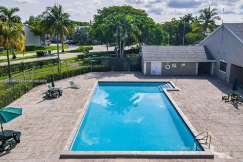 Condominio en alquiler en Homestead, Florida, 2 dormitorios, 89.19 m2 № 1928166 - foto 15