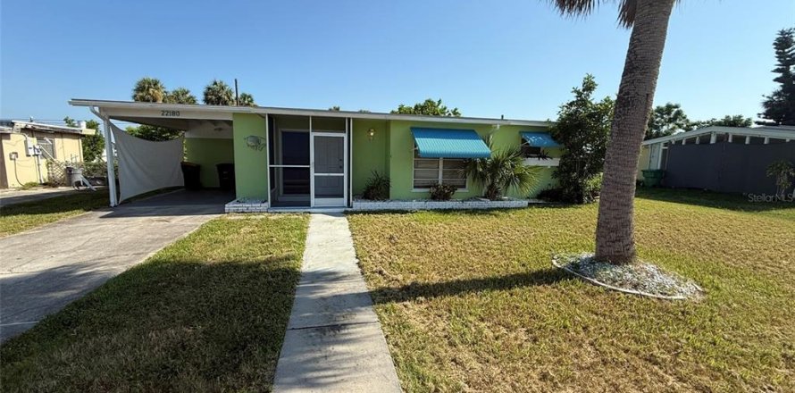 Studio in Port Charlotte, Florida № 2394269