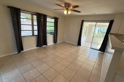 Studio in Port Charlotte, Florida № 2394269 - photo 3