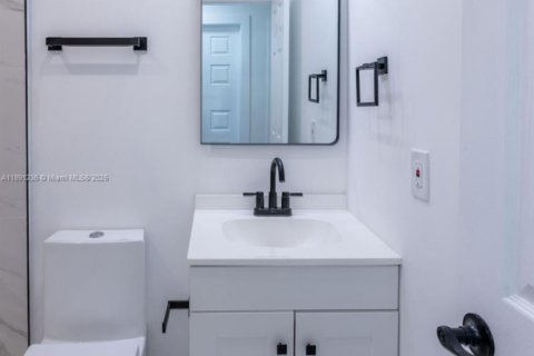 Villa ou maison à louer à Homestead, Floride: 3 chambres, 117.06 m2 № 1944555 - photo 18