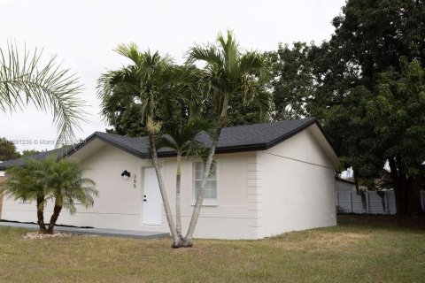 Villa ou maison à louer à Homestead, Floride: 3 chambres, 117.06 m2 № 1944555 - photo 29