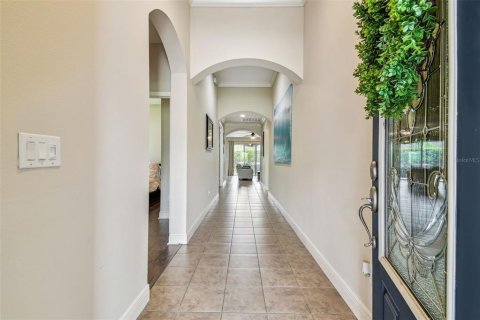 House in Apollo Beach, Florida 4 bedrooms, 206.06 sq.m. № 1630805 - photo 3