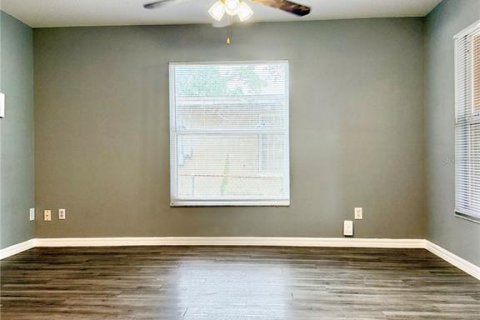 Villa ou maison à louer à Tampa, Floride: 4 chambres, 123.75 m2 № 1841769 - photo 3