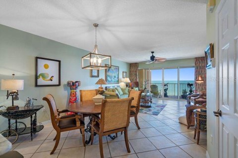 Condo in North Redington Beach, Florida, 2 bedrooms  № 1894552 - photo 13