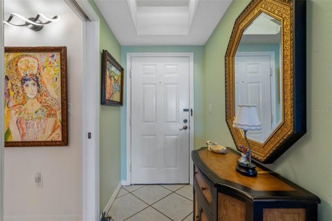 Condo in North Redington Beach, Florida, 2 bedrooms  № 1894552 - photo 6