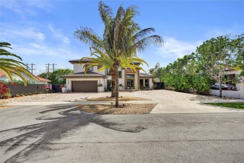 Купить виллу или дом в Майами, Флорида 5 спален, 327.85м2, № 2045423 - фото 6