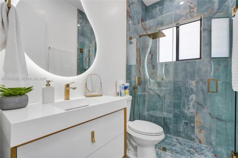 Купить виллу или дом в Майами, Флорида 5 спален, 327.85м2, № 2045423 - фото 27