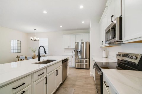 Casa en venta en Clermont, Florida, 4 dormitorios, 271.65 m2 № 1745144 - foto 19