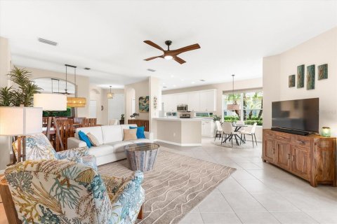 House in Bradenton, Florida 3 bedrooms, 151.99 sq.m. № 1884111 - photo 8