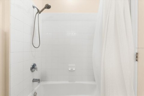 House in Bradenton, Florida 3 bedrooms, 151.99 sq.m. № 1884111 - photo 27