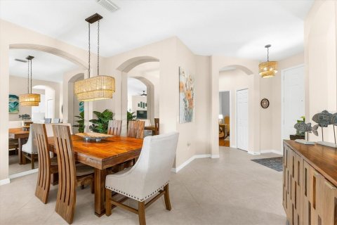 House in Bradenton, Florida 3 bedrooms, 151.99 sq.m. № 1884111 - photo 6