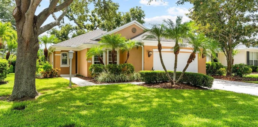 Casa en Bradenton, Florida 3 dormitorios, 151.99 m2 № 1884111