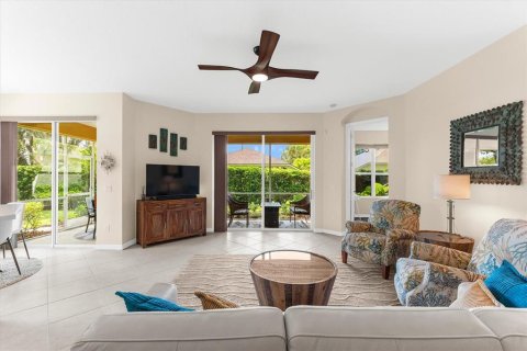 House in Bradenton, Florida 3 bedrooms, 151.99 sq.m. № 1884111 - photo 9